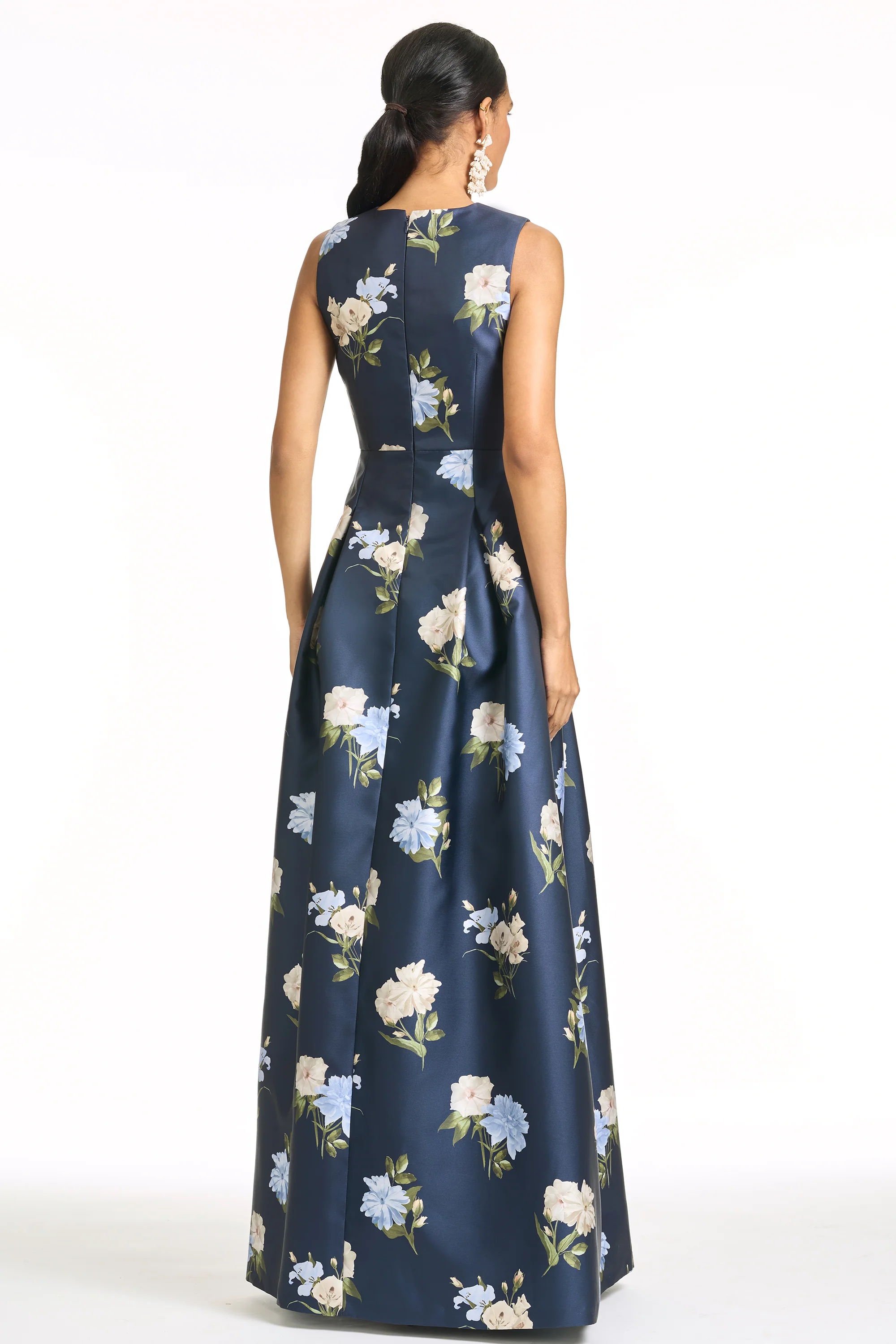 BROOKLYNNE GOWN - MARITIME CORSAGE - Image 4