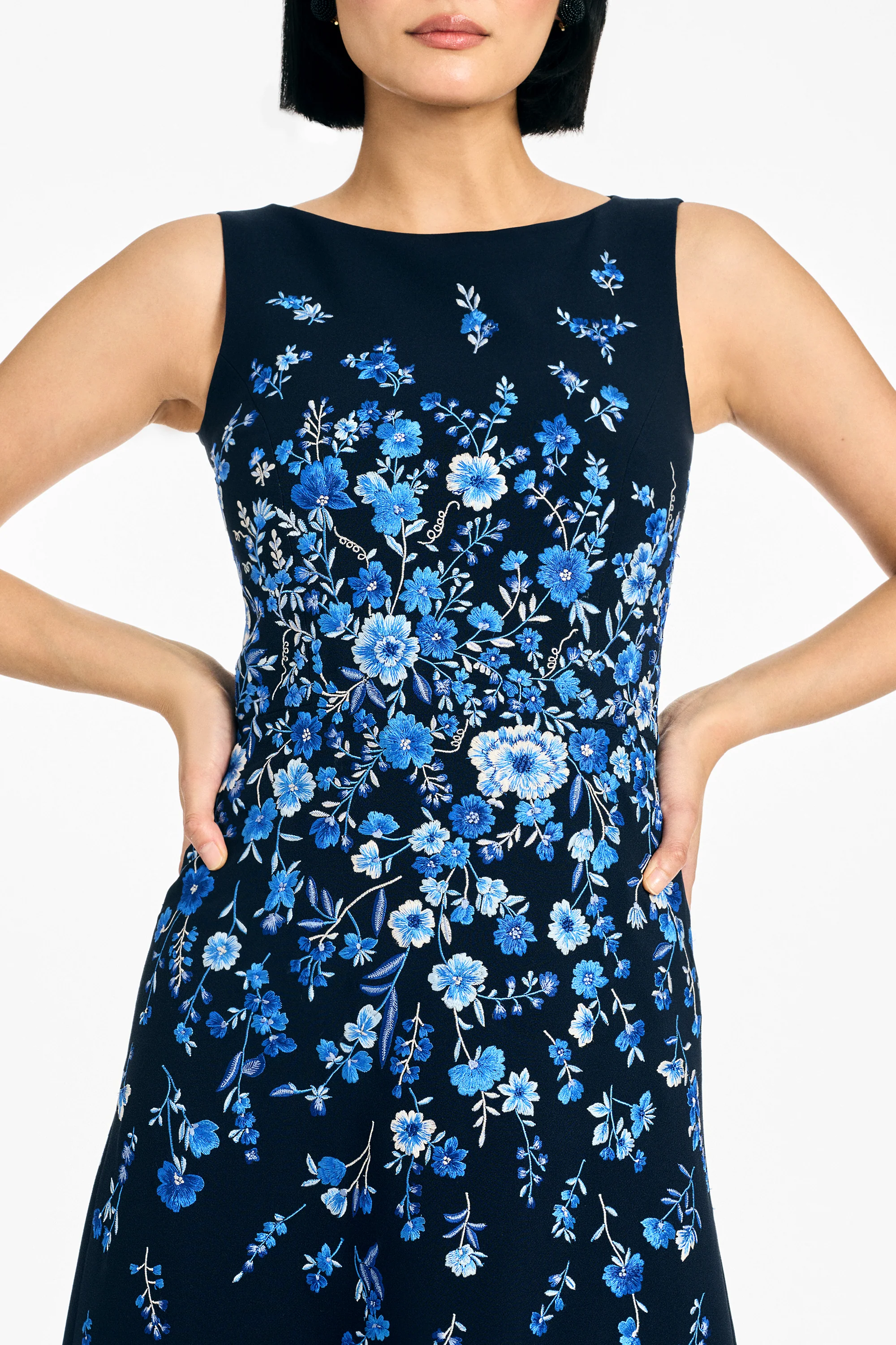 EMBROIDERED RAZIA GOWN - DARK MIDNIGHT - Image 2