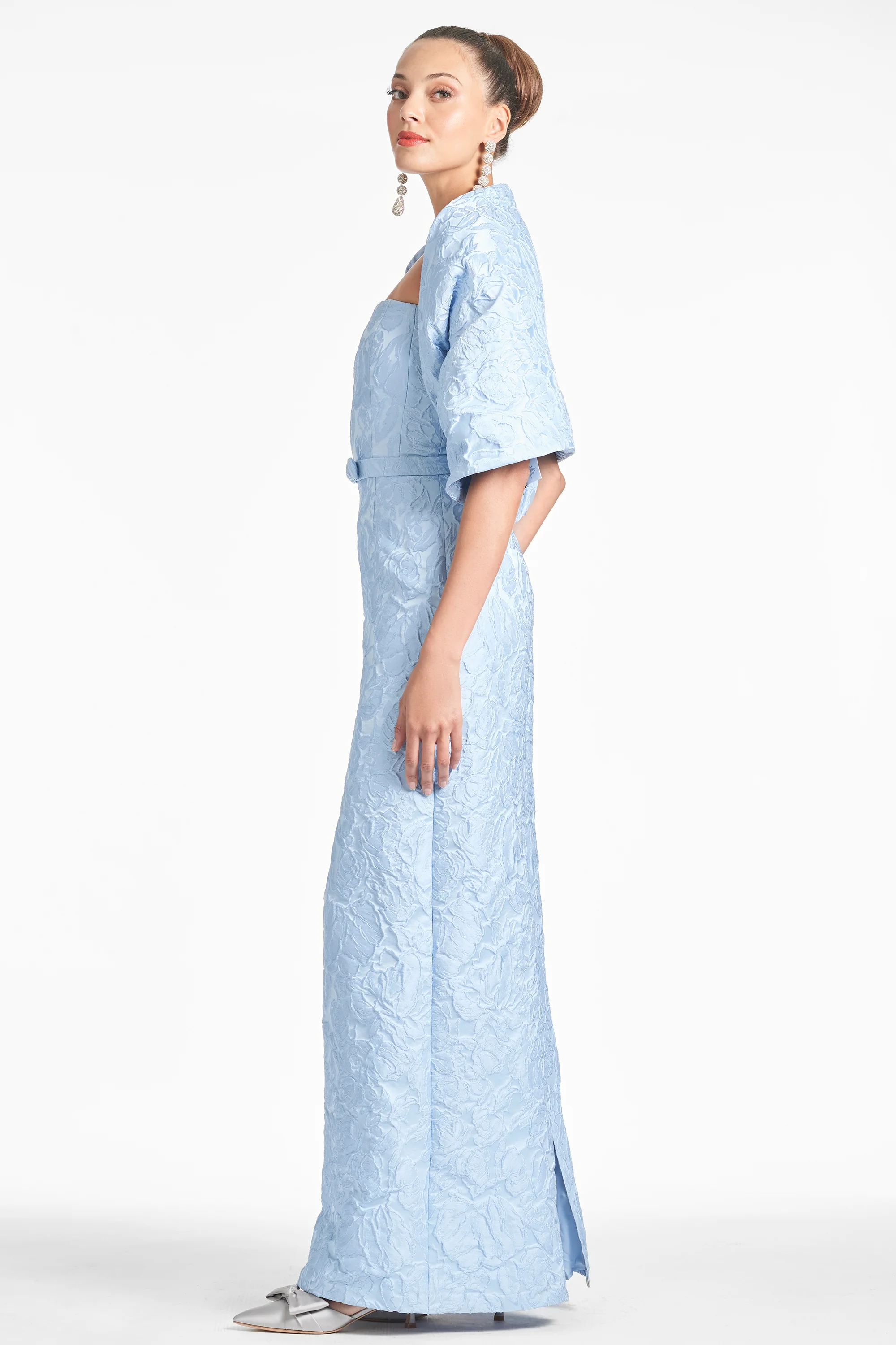 THE HUG SHAWL - ICE BLUE JACQUARD CLOQUE - Image 5